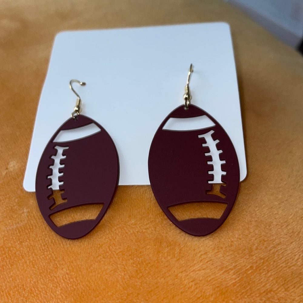 Football earrings 🏈